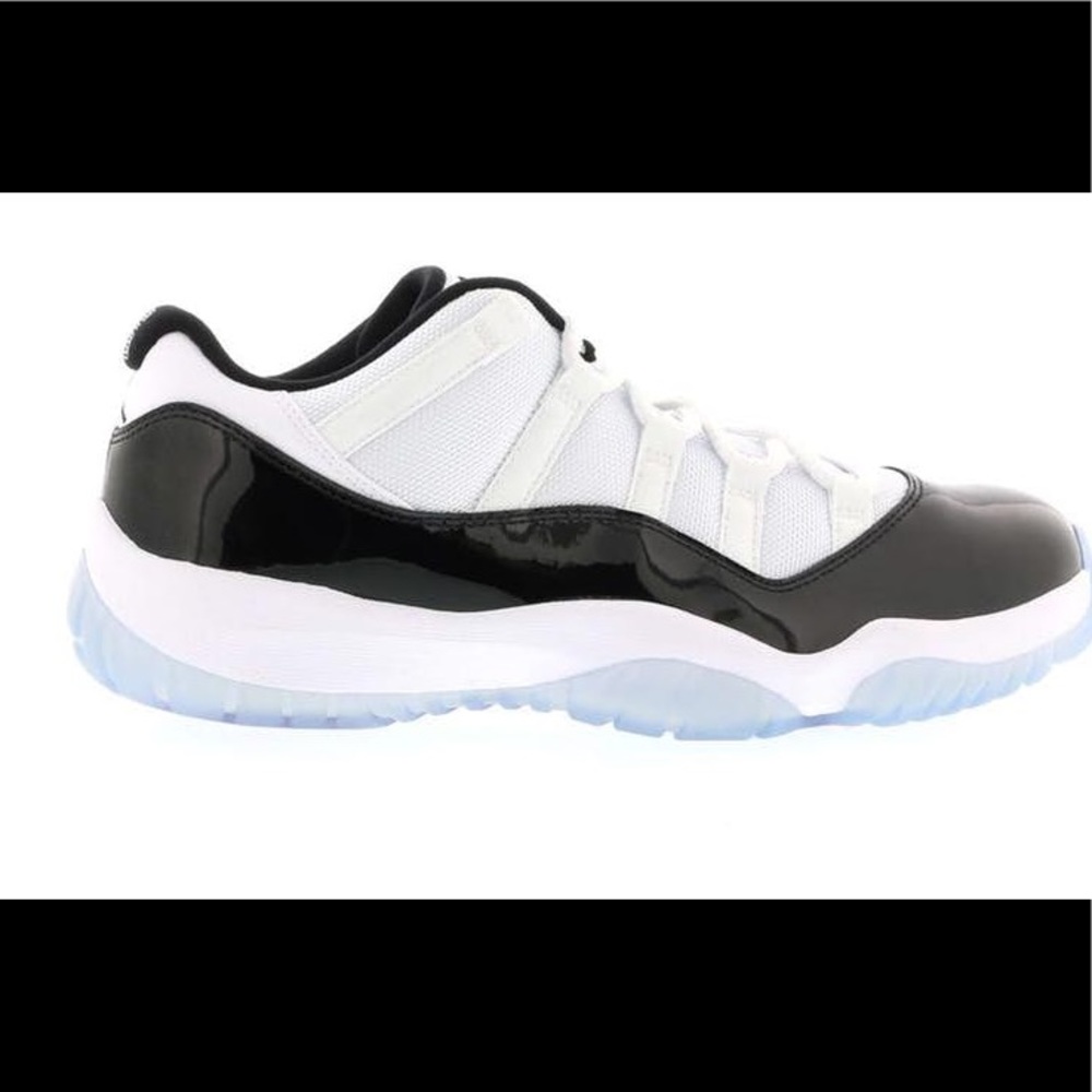 Jordan 11 Retro Low Concord